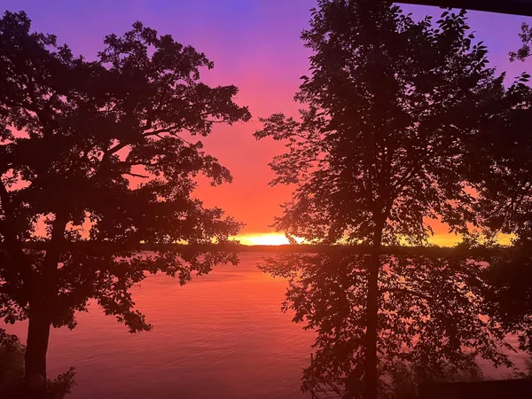 $550,000 | 6824 107th Avenue, Clear Lake, MN 55319