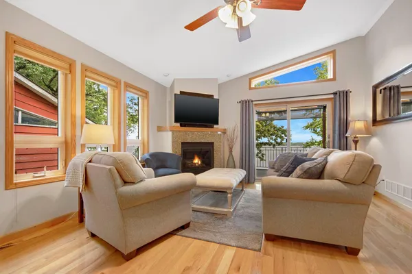 $550,000 | 6824 107th Avenue, Clear Lake, MN 55319