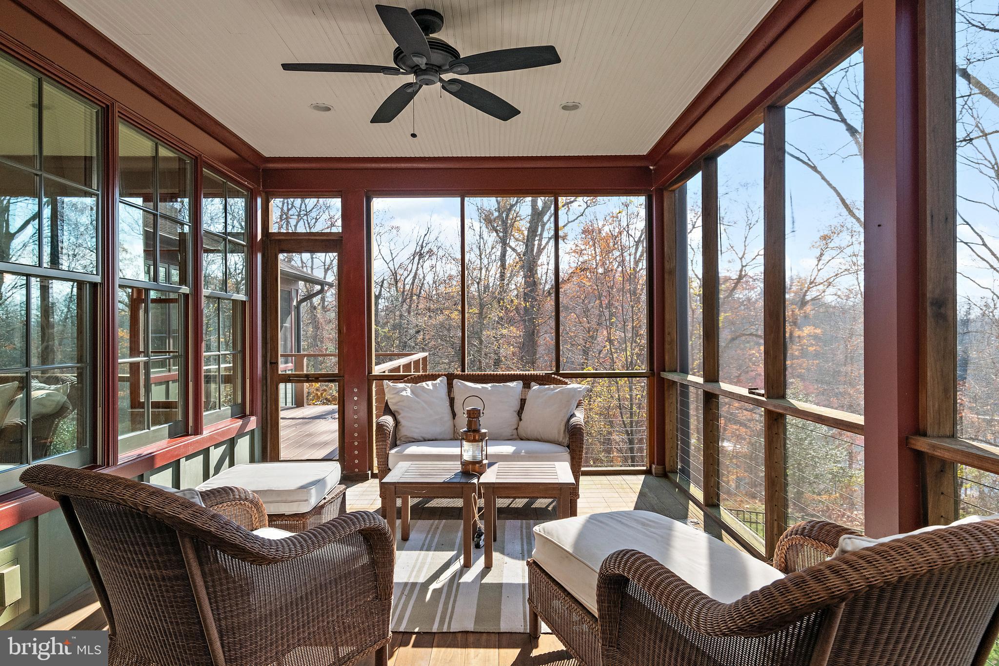 397 Forelands Road Annapolis, MD 21401 - Photo 25 of 83 a living room with furniture and a large window
