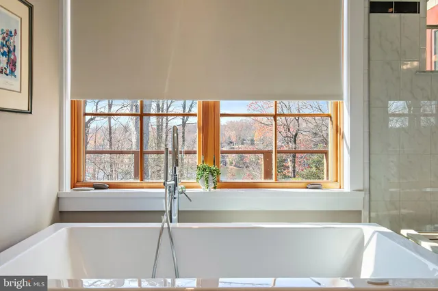 $1,998,000 | 397 Forelands Road, Annapolis, MD 21401