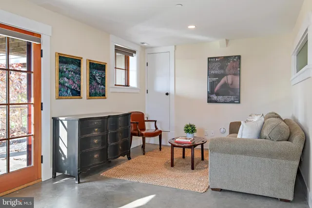 $1,998,000 | 397 Forelands Road, Annapolis, MD 21401