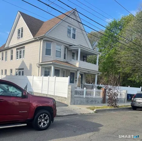 $2,600 | 16 Charron Street, Bridgeport, CT 06606
