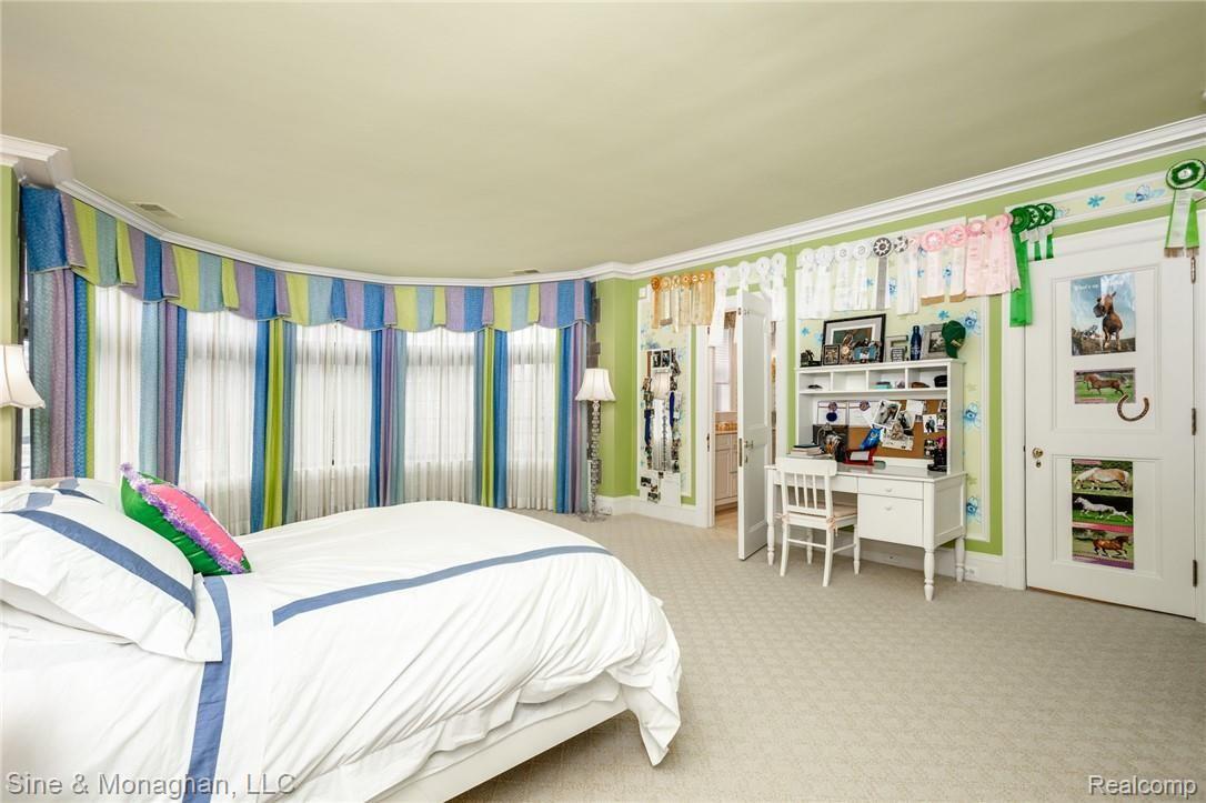 315 Washington Road Grosse Pointe, MI 48230 - Photo 48 of 99 315 Washington S084.jpg