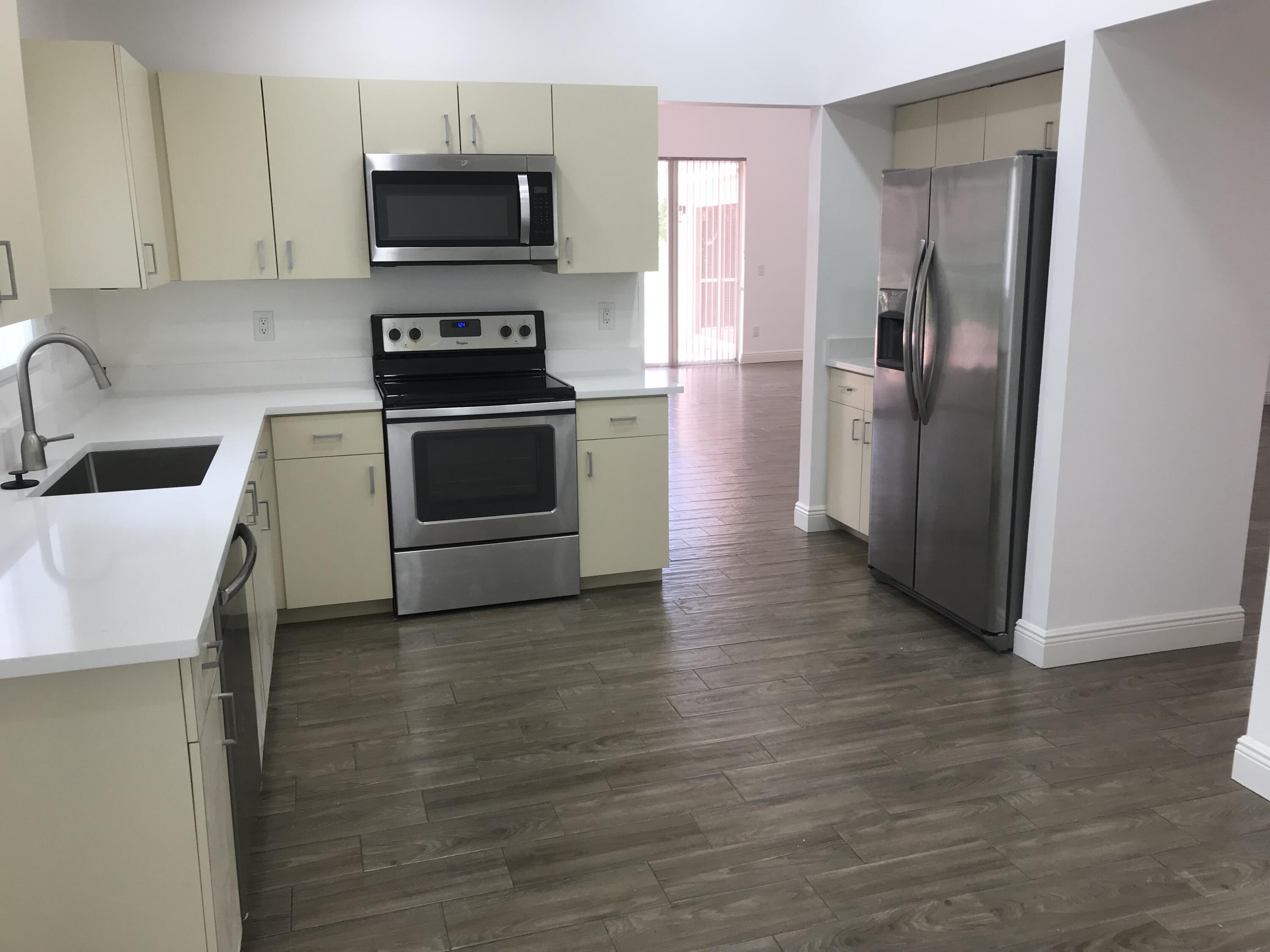 7296 Via Palomar Boca Raton, FL 33433 - Photo 10 of 17 IMG_1758