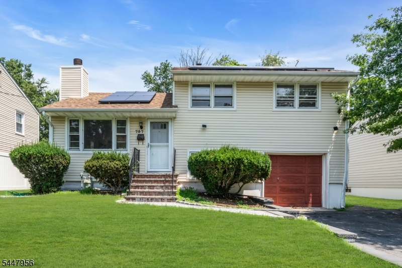757 River Road Rahway, NJ 07065 - Photo 1 of 27