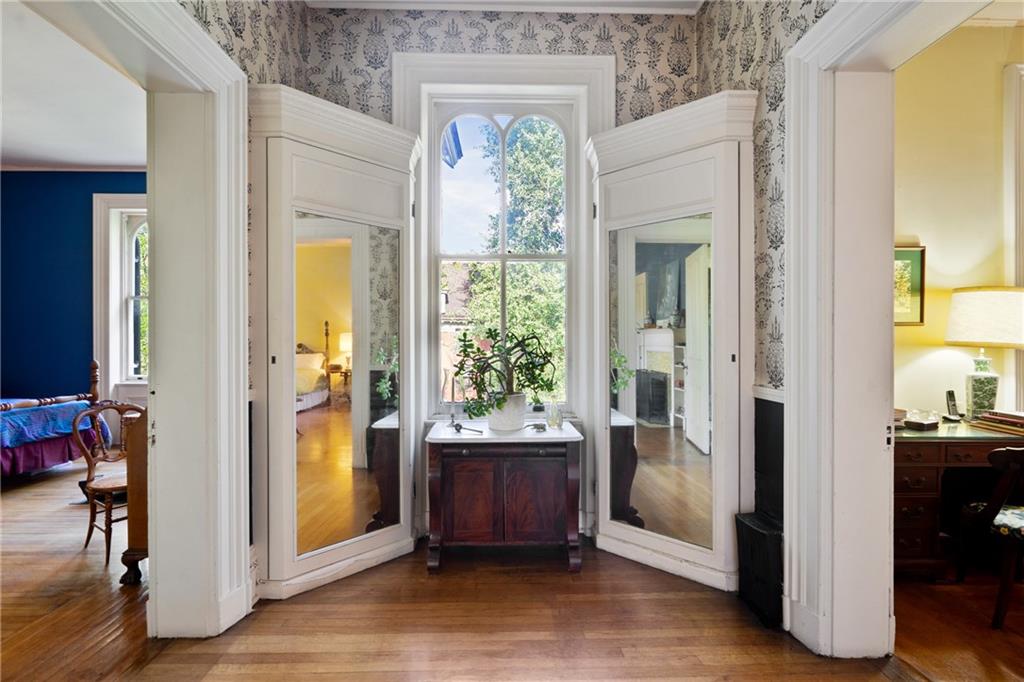 4841 Ellsworth Avenue Pittsburgh, PA 15213 - Photo 16 of 25 a view of a bedroom with furniture and windows