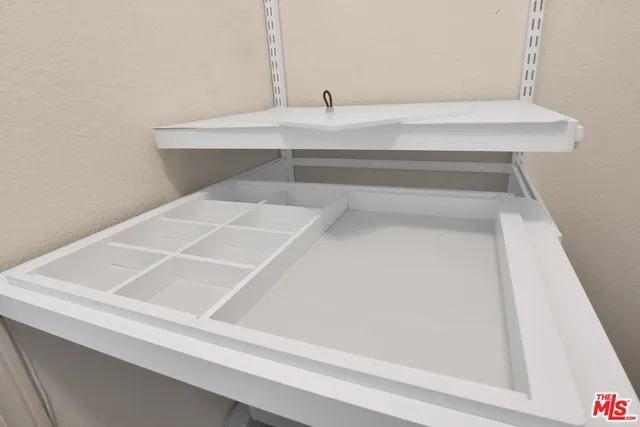 $3,250 | 2308 Schader Drive, Unit 202, Santa Monica, CA 90404