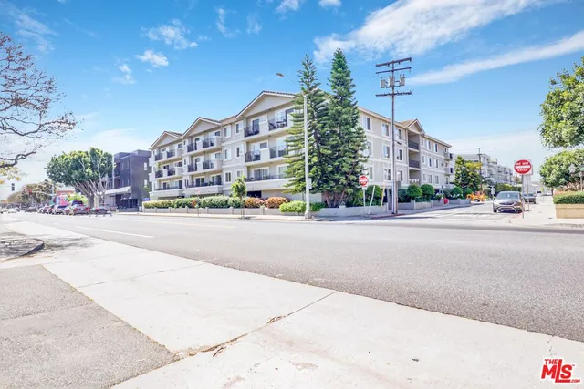 $3,250 | 2308 Schader Drive, Unit 202, Santa Monica, CA 90404