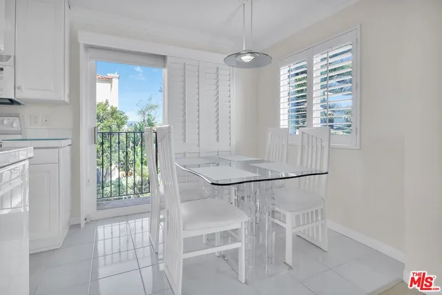 $3,250 | 2308 Schader Drive, Unit 202, Santa Monica, CA 90404