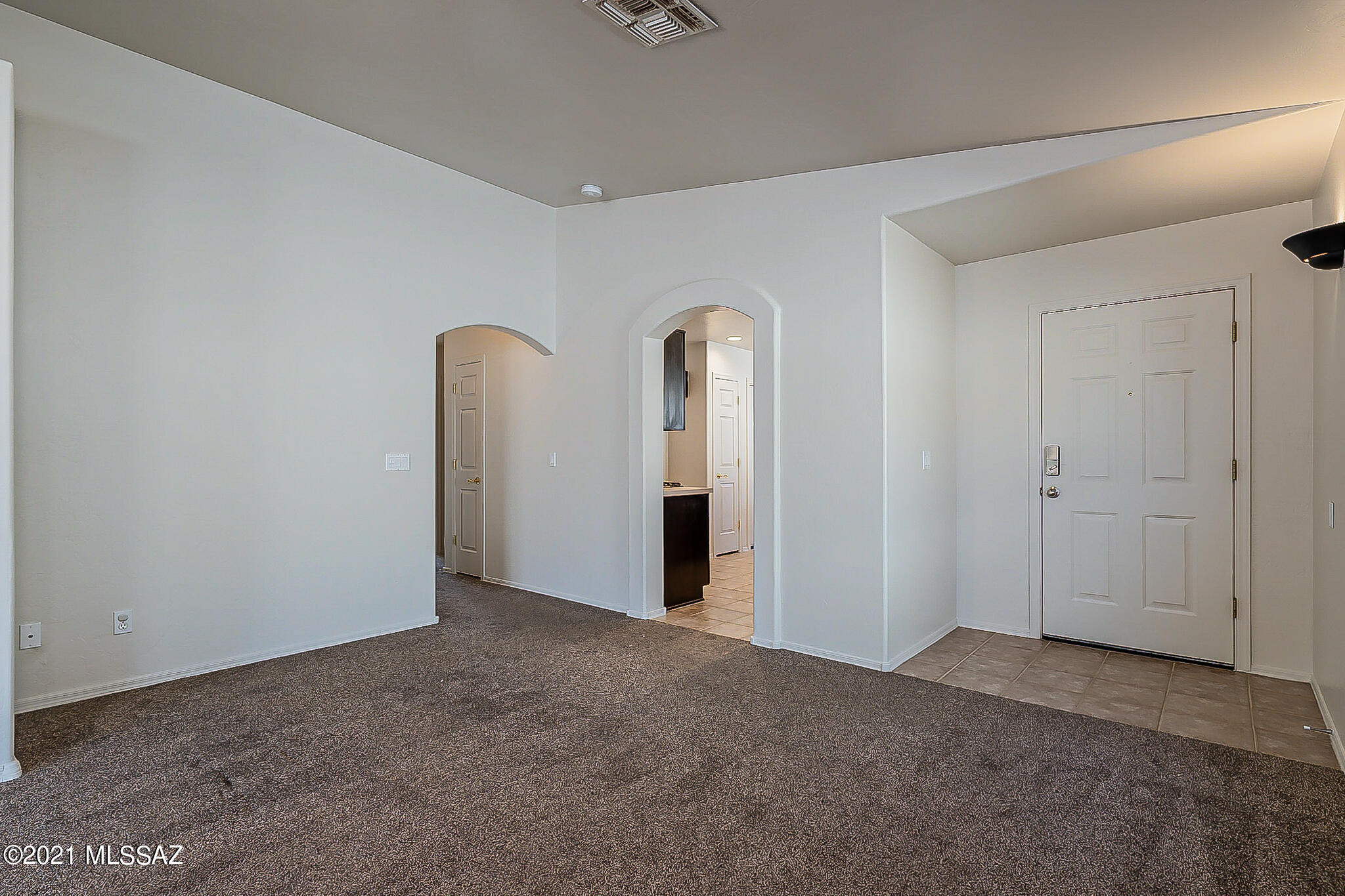 8321 South Bainbridge Road Tucson, AZ 85747 - Photo 4 of 35 Gallery Image 4