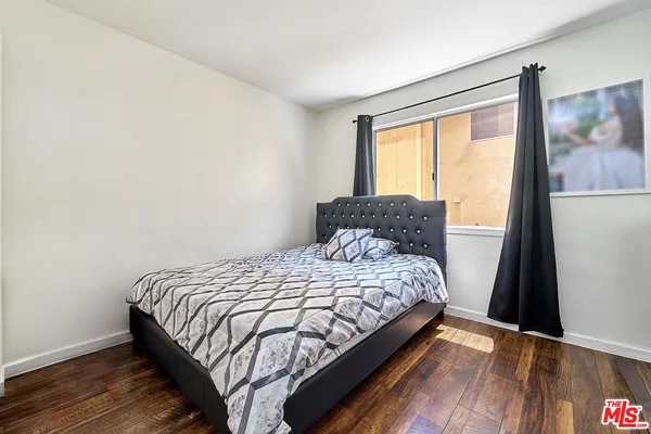 $395,000 | 7045 Woodley Avenue, Unit 110, Van Nuys, CA 91406