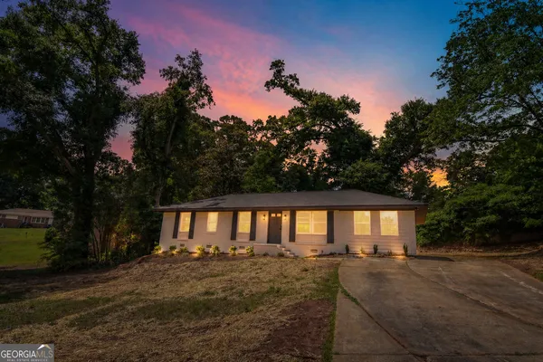 $219,000 | 1545 Oakhill Drive, Griffin, GA 30223