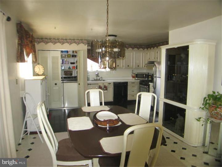 1647 Almonesson Road Deptford, NJ 08096 - Photo 4 of 22