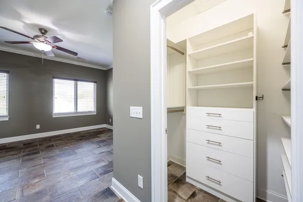 $2,500 | 3111 St Elmo Avenue, Chattanooga, TN 37408