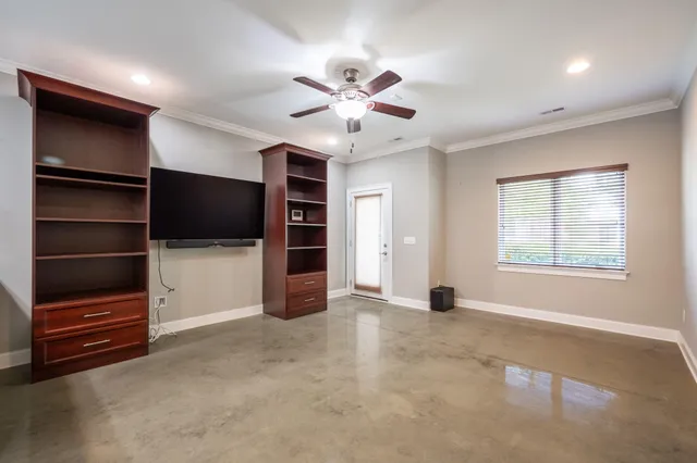 $2,700 | 3111 St Elmo Avenue, Chattanooga, TN 37408