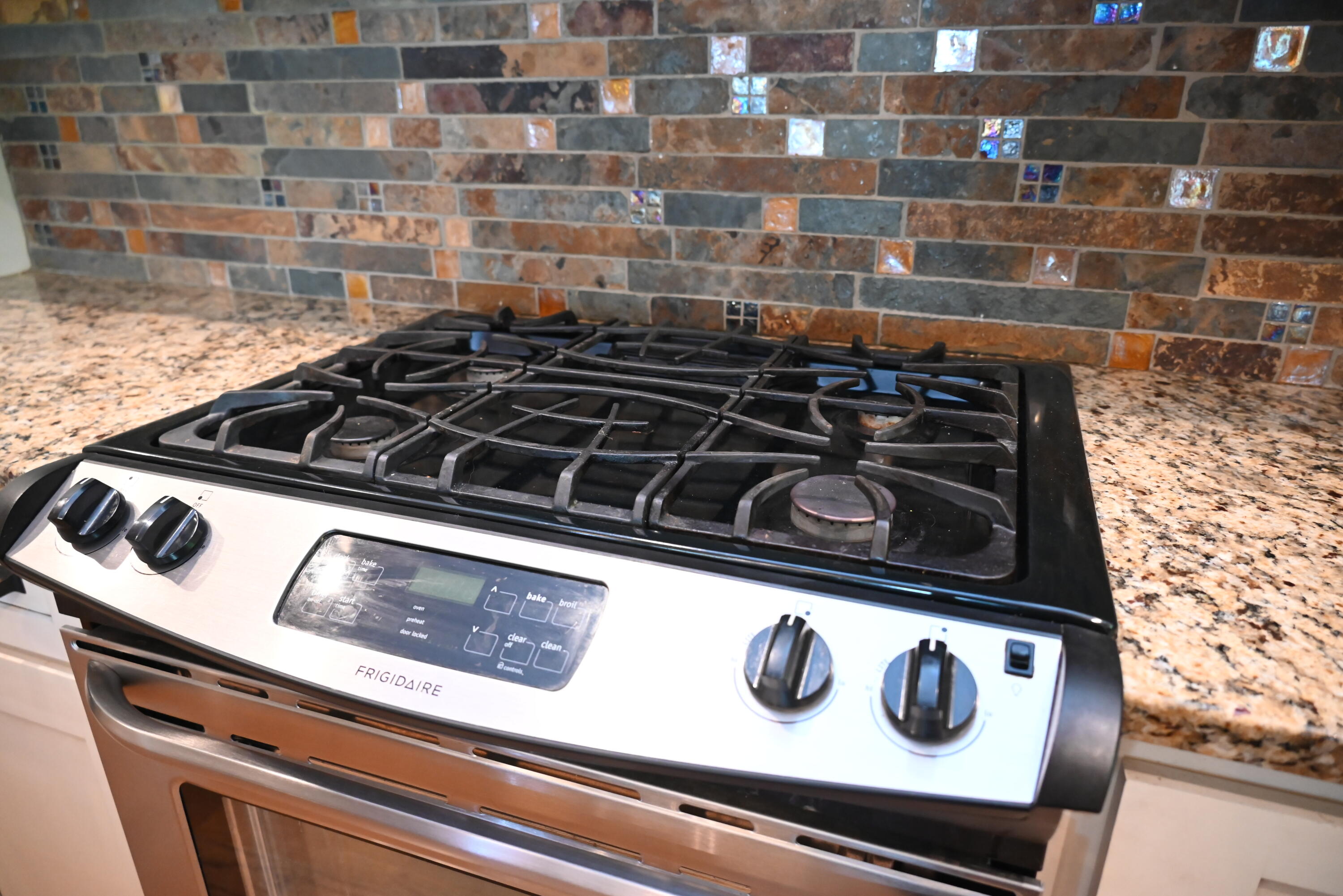 10952 Prairie Lake Drive Apison, TN 37302 - Photo 20 of 56 High End Appliances