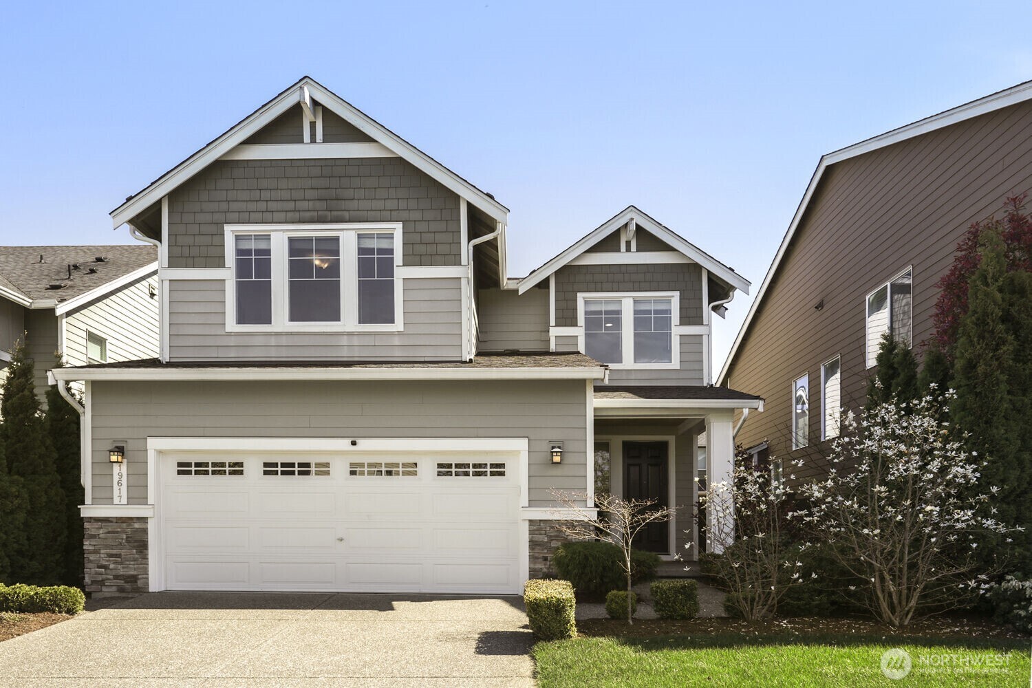 19617 37th Drive Southeast Bothell, WA 98012 - Photo 2 of 34