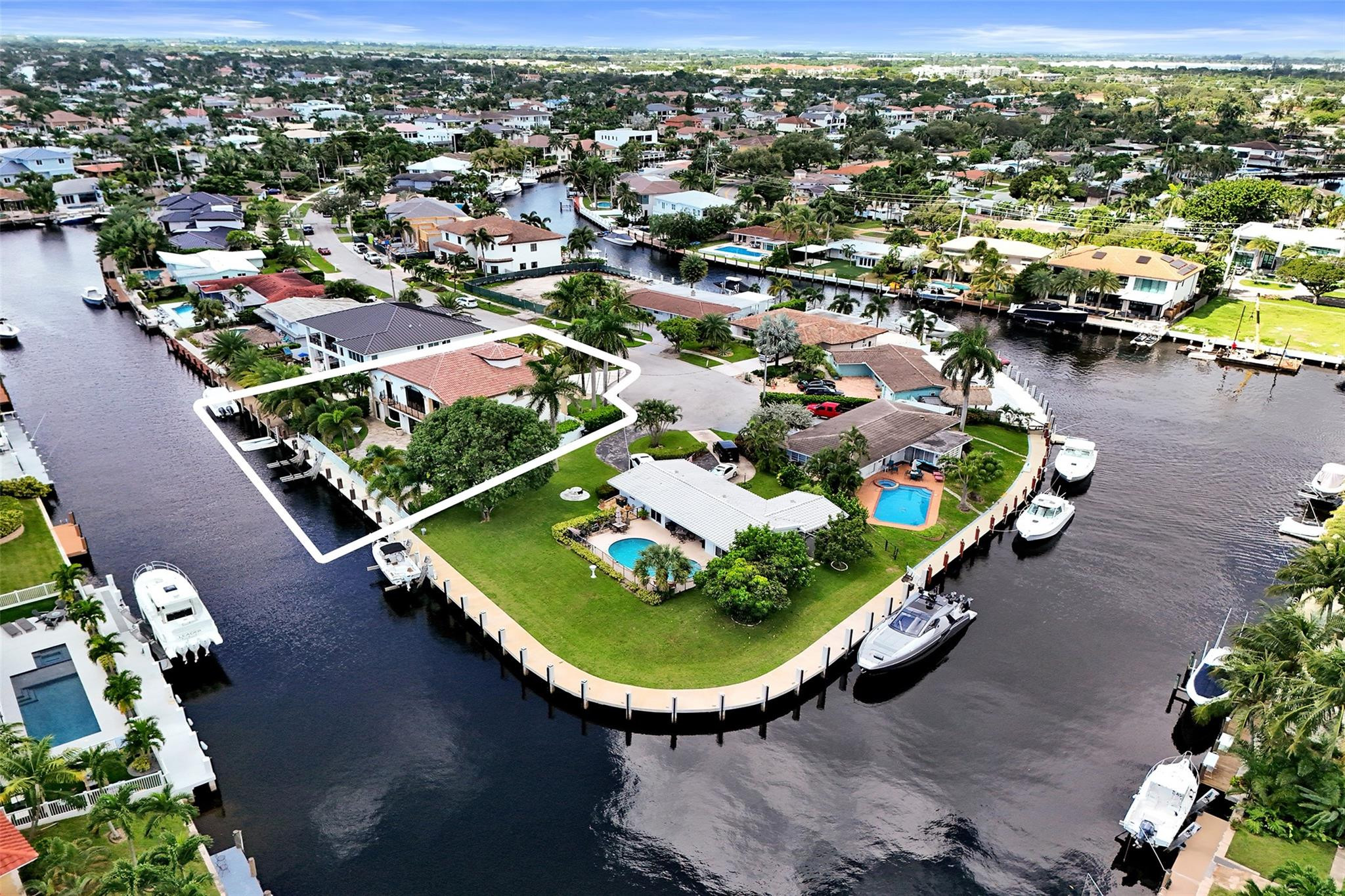 4930 Northeast 27th Terrace Lighthouse Point, FL 33064 - Photo 45 of 51 an aerial view of a residential houses with outdoor space