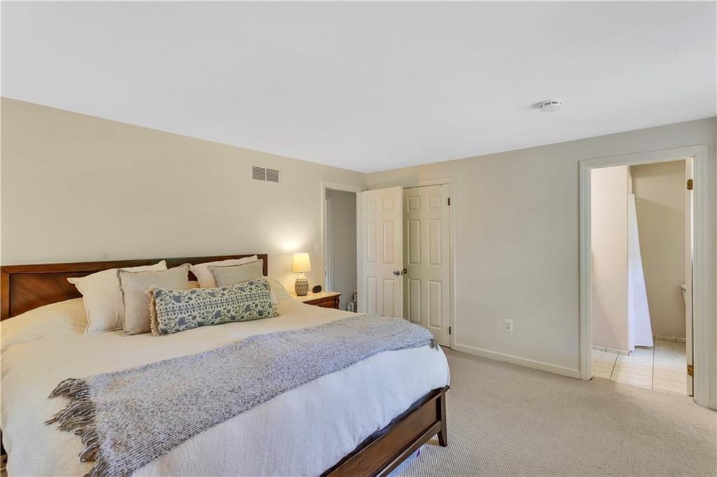 2274 Rochester Road Pittsburgh, PA 15237 - Photo 18 of 32 Gallery Image 18