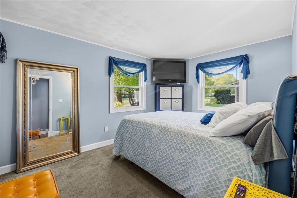 157 Nicholas Road Raynham, MA 02767 - Photo 15 of 18