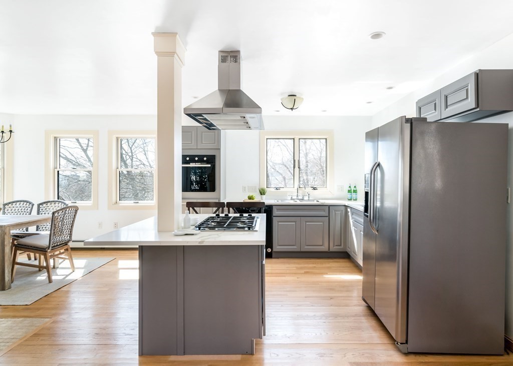 9 Telegraph Avenue Hull, MA 02045 - Photo 7 of 21