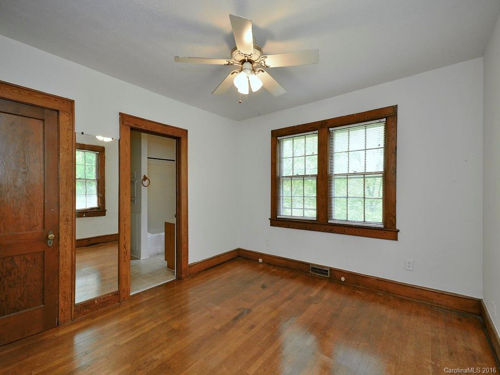 47 Fair Oaks Road Arden, NC 28704 - Photo 7 of 10 Gallery Image 7