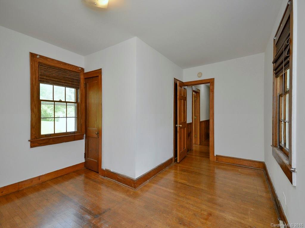 47 Fair Oaks Road Arden, NC 28704 - Photo 10 of 10 Gallery Image 10