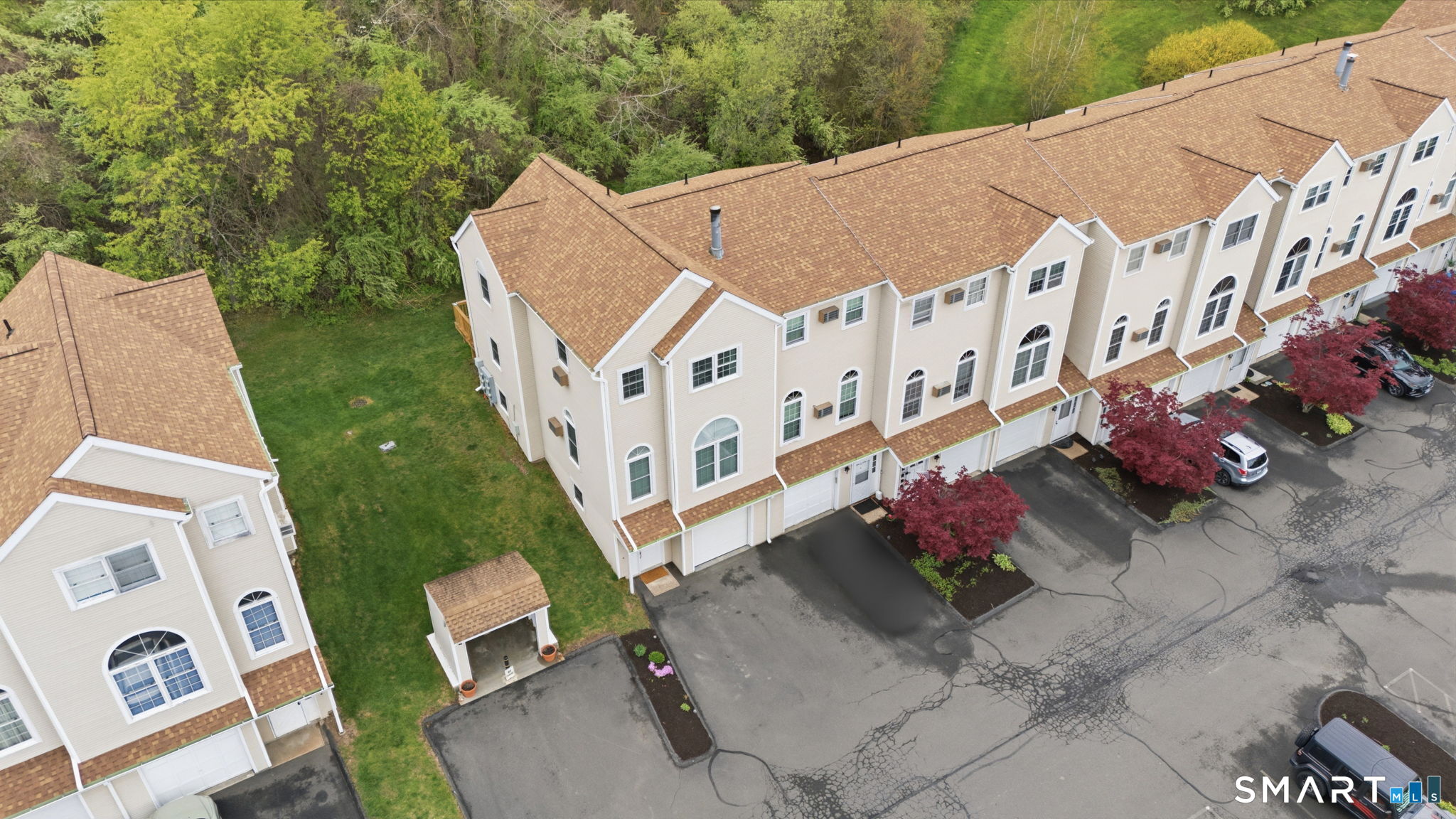 350 Bristol Street, Unit C12 Waterbury, CT 06708 - Photo 1 of 40 an aerial view of a house
