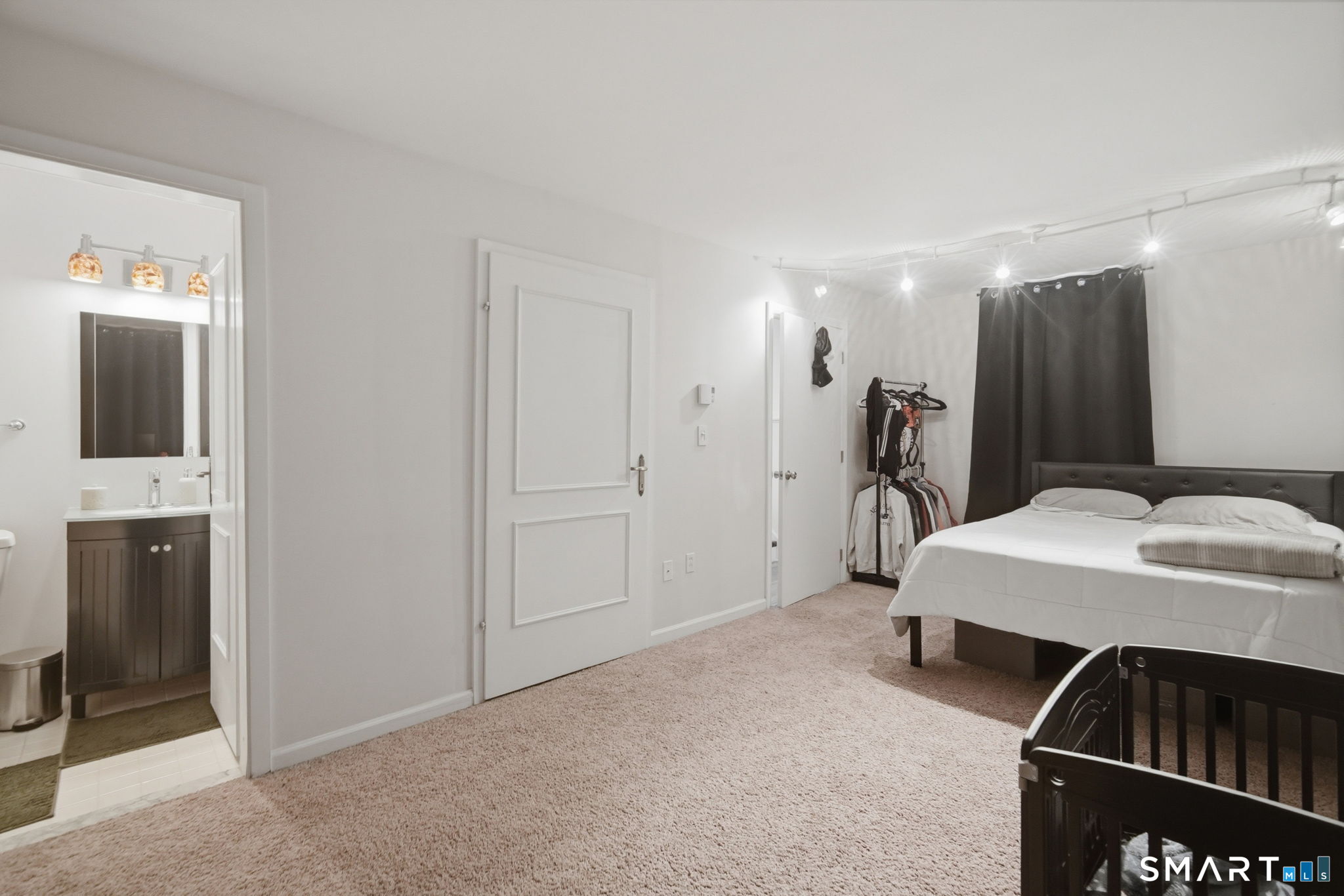 350 Bristol Street, Unit C12 Waterbury, CT 06708 - Photo 4 of 40 a room with pool table and glass door