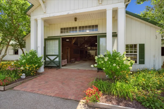 $4,800,000 | 450 North Reid Hooker Road, Eads, TN 38028