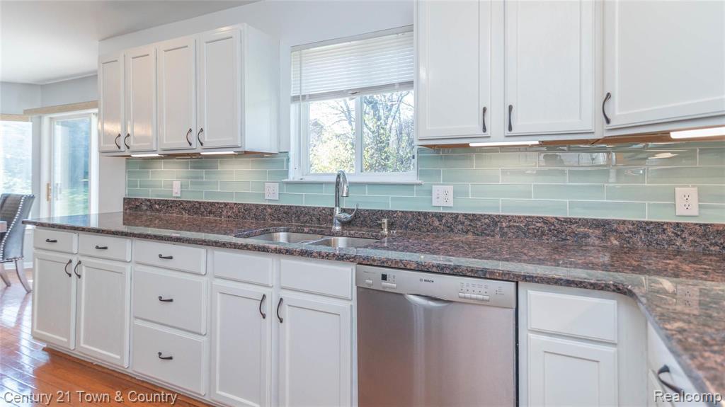 2974 Walbridge Road Rochester Hills, MI 48307 - Photo 33 of 82