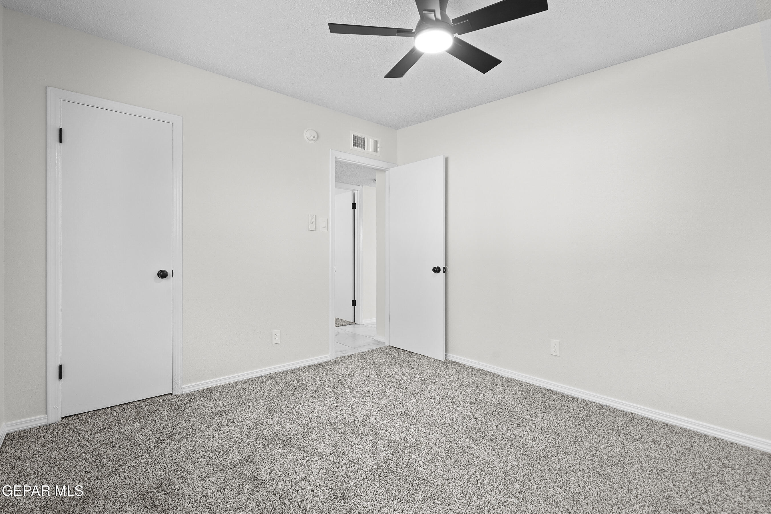 219 Caribe Circle El Paso, TX 79927 - Photo 23 of 43 a view of an empty room