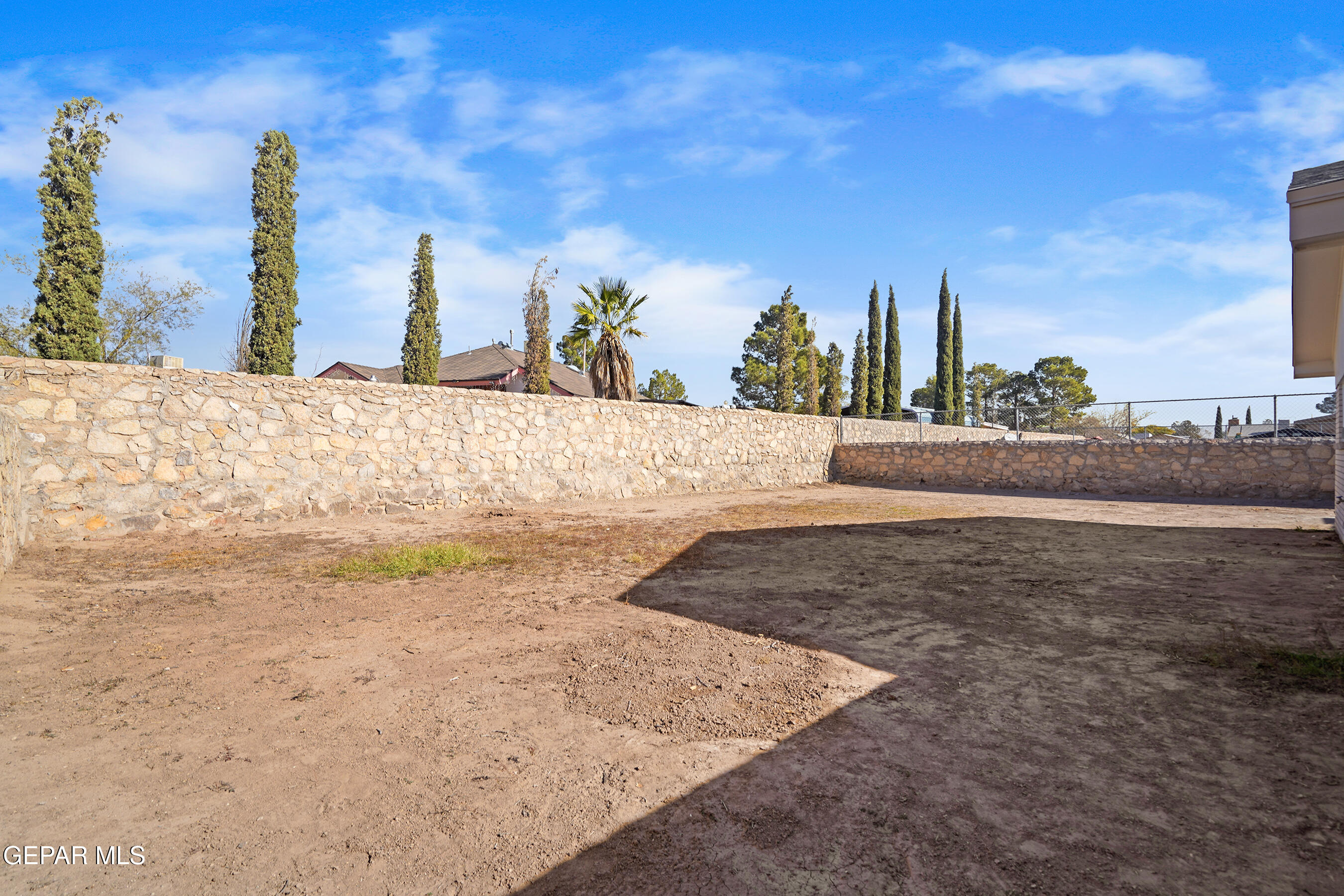 219 Caribe Circle El Paso, TX 79927 - Photo 36 of 43 a view of a yard with an ocean