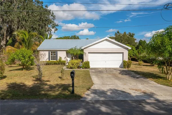 $250,000 | 403 Southeast 3rd Street, Fort Meade, FL 33841