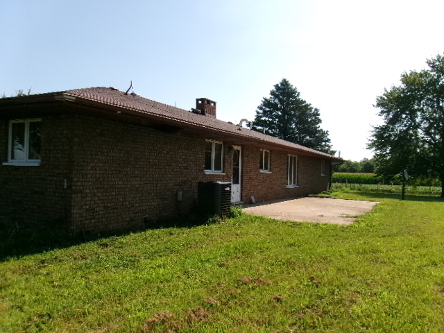 1074 North 2nd Road Dana, IL 61321 - Photo 13 of 14 Gallery Image 13