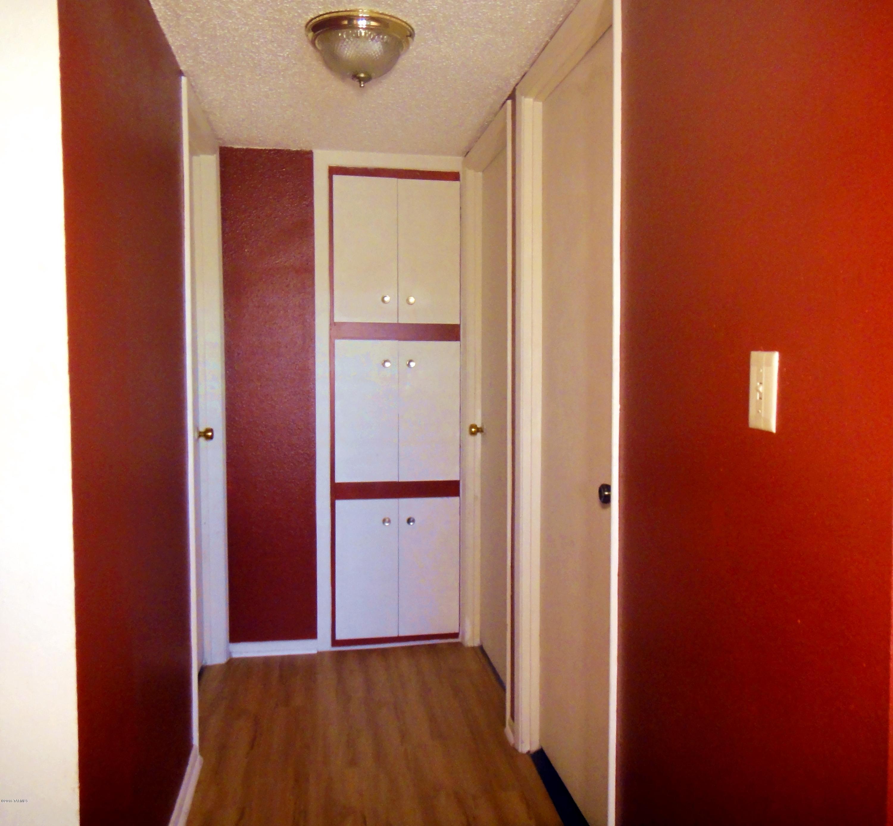 1755 South Jones Boulevard, Unit R202 Tucson, AZ 85713 - Photo 9 of 12
