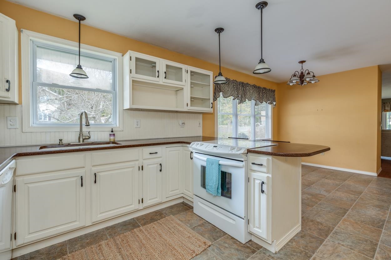14 Tuttle Street Concord, NH 03301 - Photo 13 of 31 Gallery Image 13