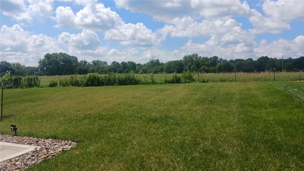 2113 Southwest Rutherford Drive Lee's Summit, MO 64082 - Photo 4 of 6