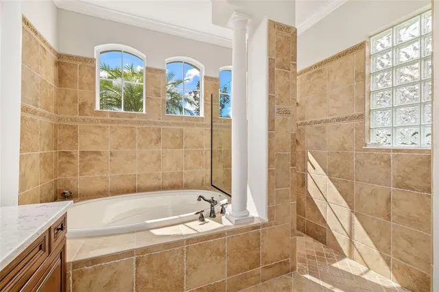 $1,385,000 | 173 Portofino Drive, North Venice, FL 34275