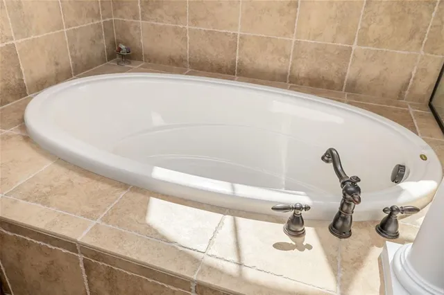 $1,385,000 | 173 Portofino Drive, North Venice, FL 34275