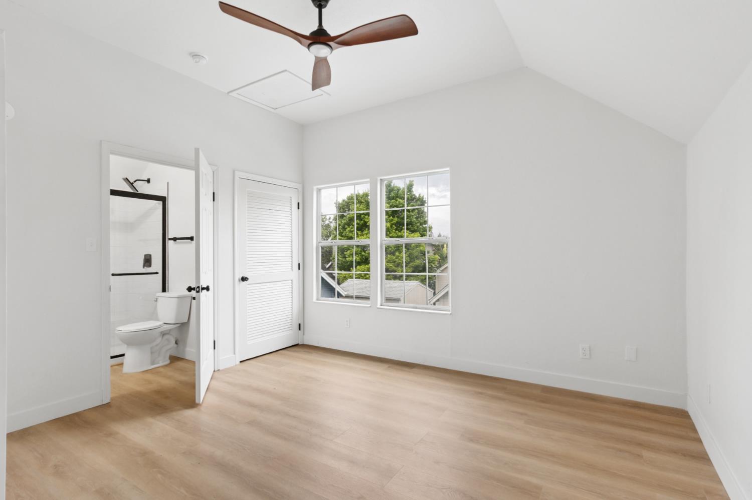 225 Creekside Way Winters, CA 95694 - Photo 33 of 56 wooden floor in an empty room with a window