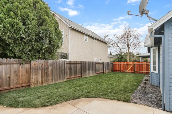 $679,900 | 225 Creekside Way, Winters, CA 95694