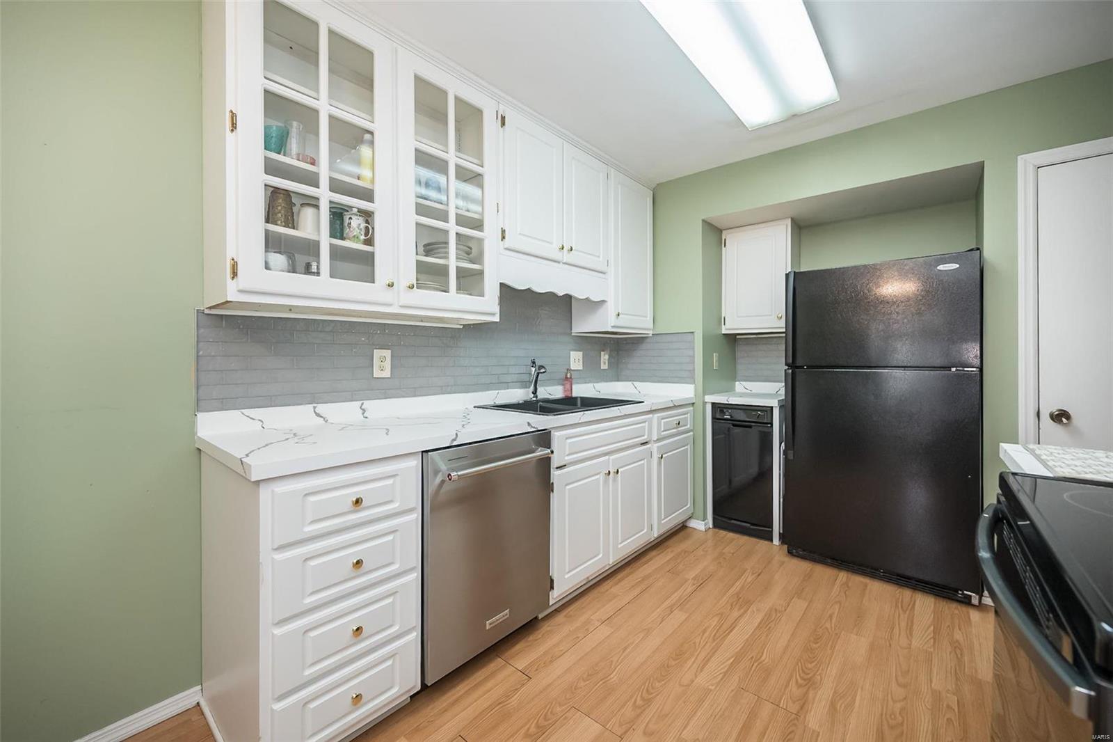 738 Windy Ridge Drive Ballwin, MO 63021 - Photo 9 of 42