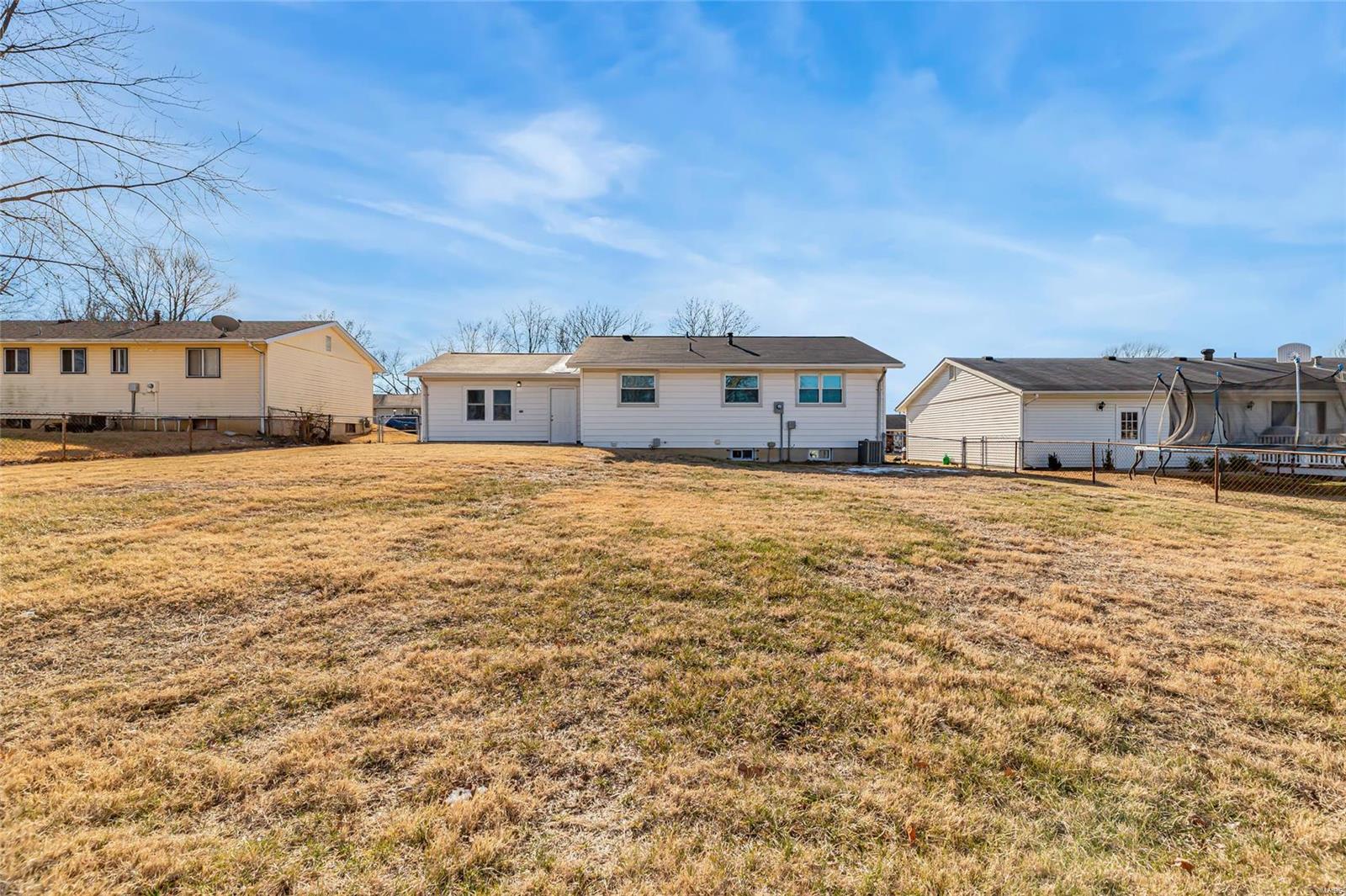 9 Sunnyfield Road St. Peters, MO 63376 - Photo 28 of 31