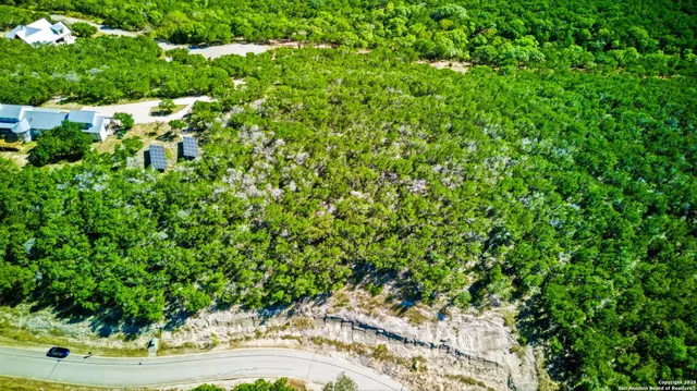 $67,900 | 322 PR 1742, Mico, TX 78056