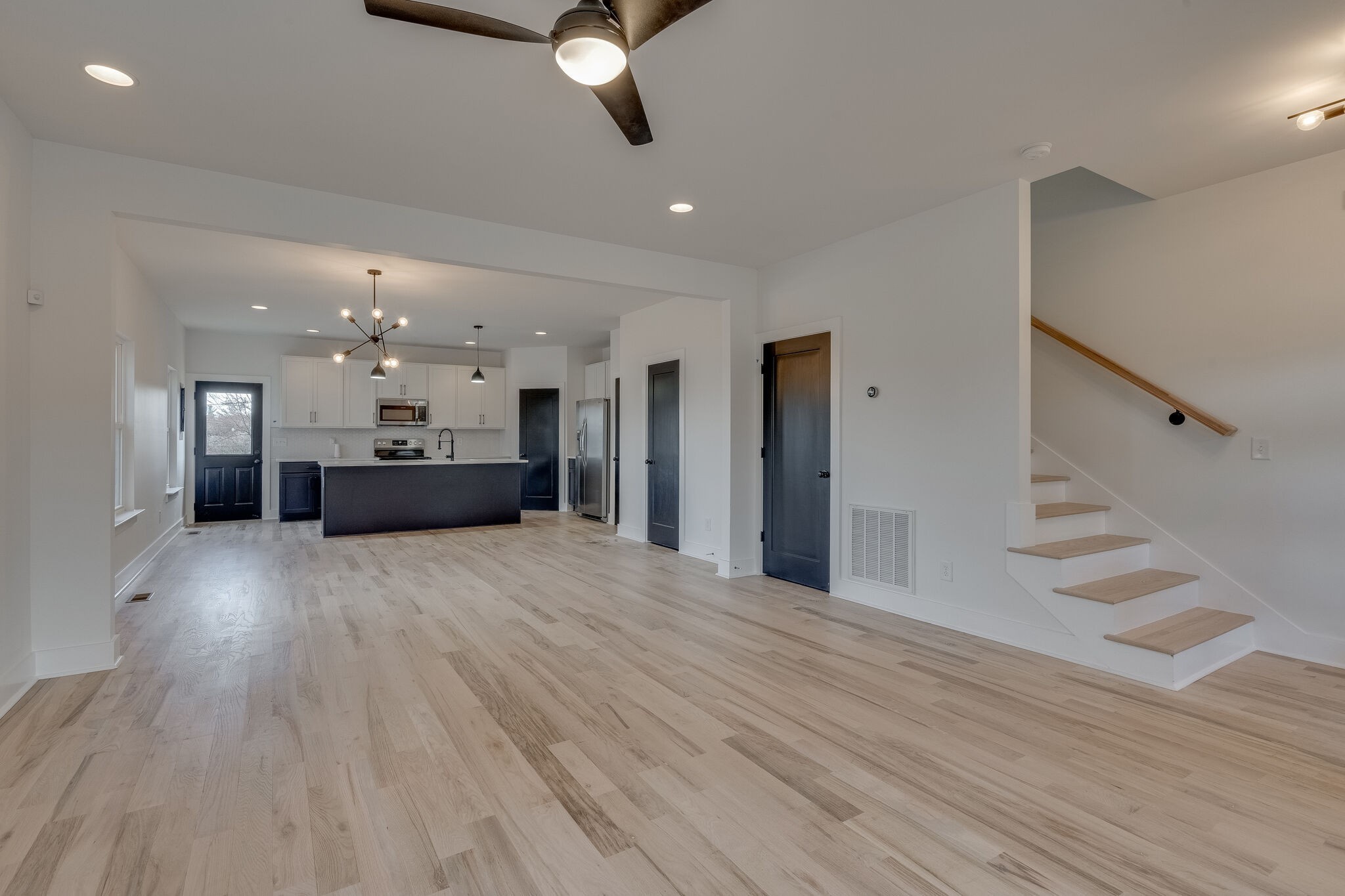 3053 Hillside Road Nashville, TN 37207 - Photo 8 of 35 Gallery Image 8