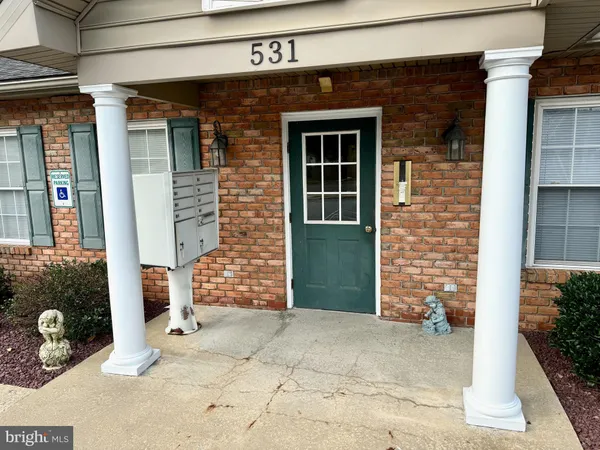 $1,475 | 531 West Penn Avenue, Unit 2, Robesonia, PA 19551