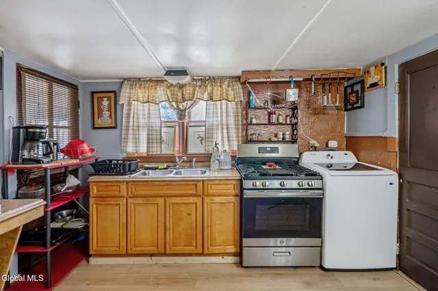 $275,000 | 64 Grove Street, Cairo, NY 12413