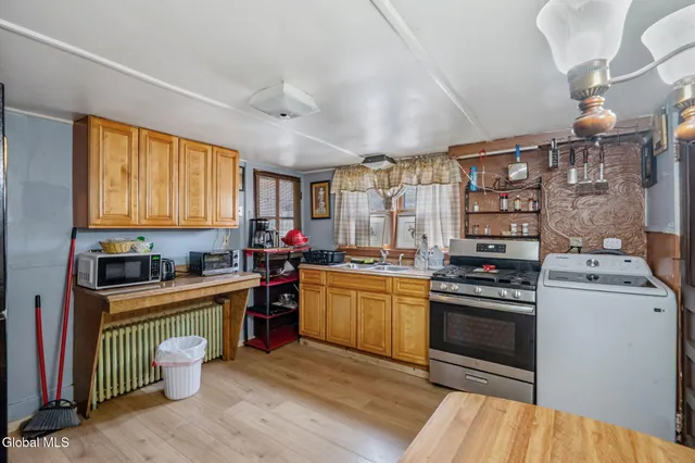 $275,000 | 64 Grove Street, Cairo, NY 12413