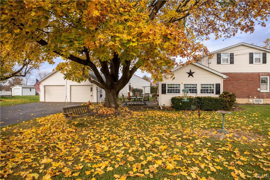 3426 Daniels Road Nazareth, PA 18064 - Photo 2 of 45 Gallery Image 2